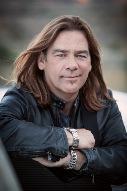 Alan Doyle’s autobiography Where I Belong is a straightforward and touching account of life in a small Newfoundland fishing village as seen through the eyes of a young boy