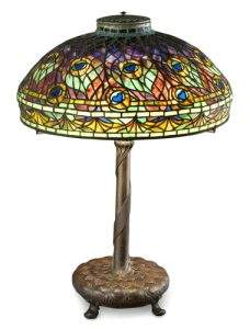 Peacock table lamp