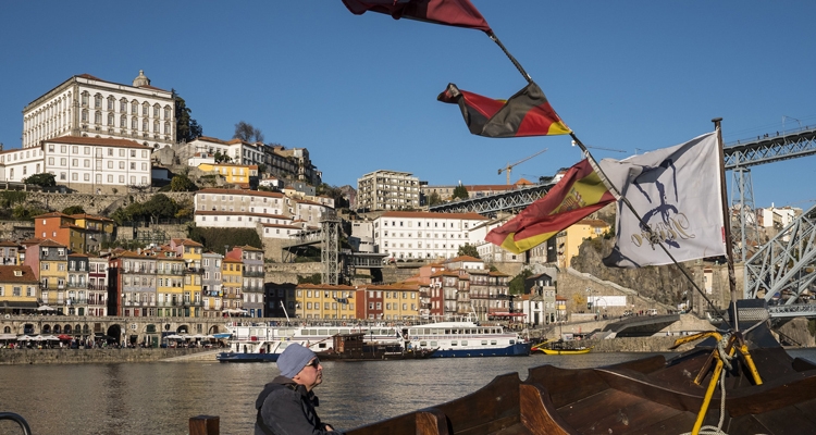 Porto - riverboat cruises on the Douro