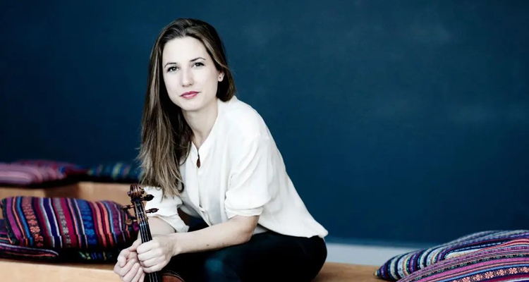 Violinist Roseanne Philippens to perform with the OSM