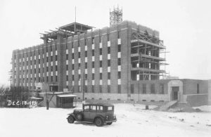 Jewish General Hospital being built