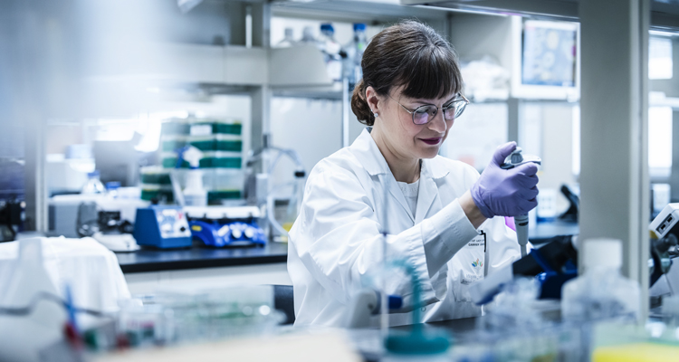 Isabelle Carrier, Senior Research Associate, in a lab at the JGH’s Lady Davis Institute for Medical Research